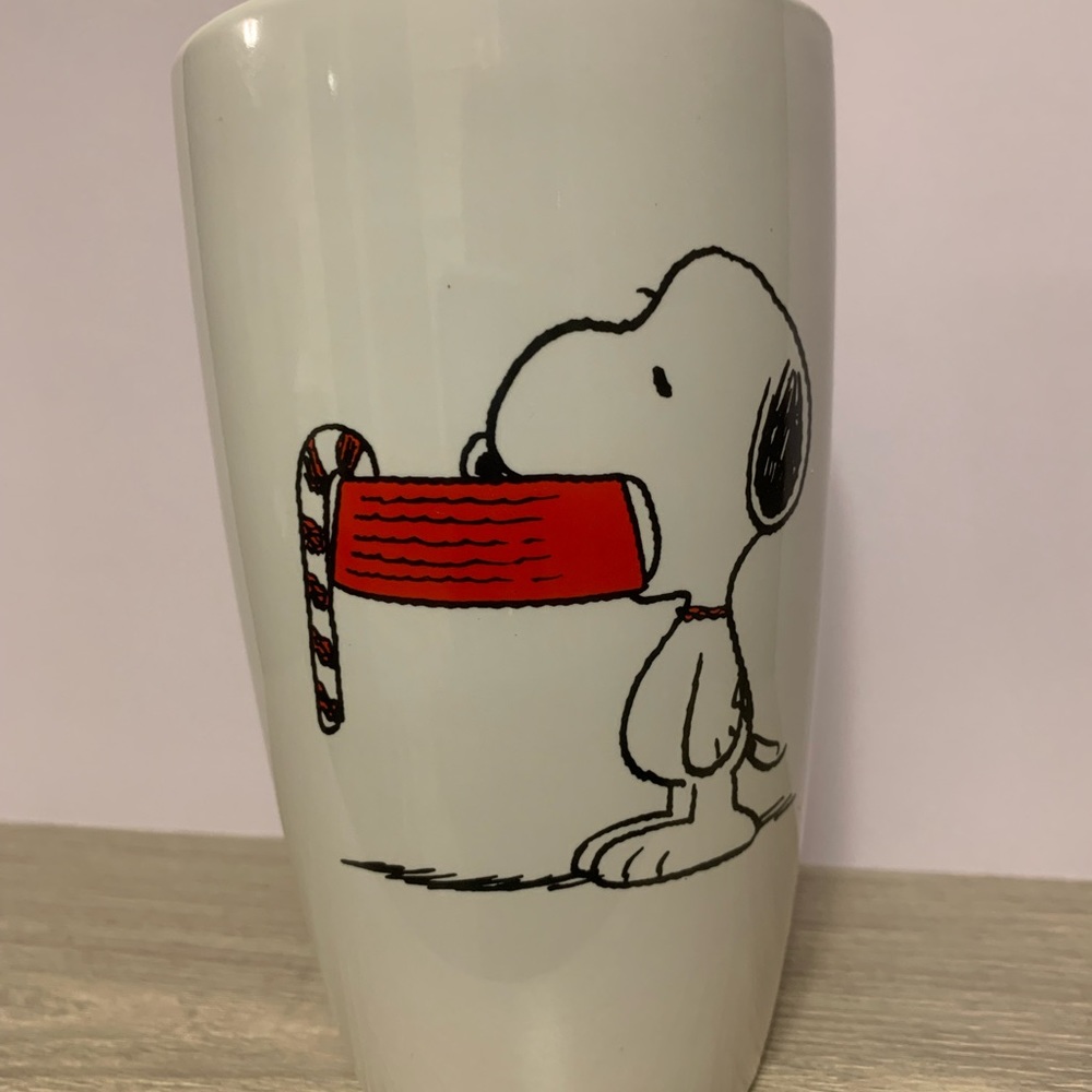 2021 Peanuts Snoopy Christmas Candy Cane Festive Stoneware Travel Mug w/Lid - Picture 2 of 11
